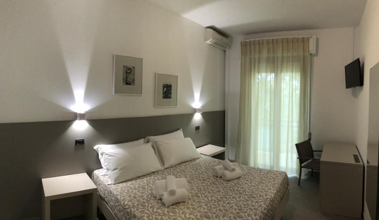 Vinsea Hotel Bellaria-Igea Marina Exteriör bild