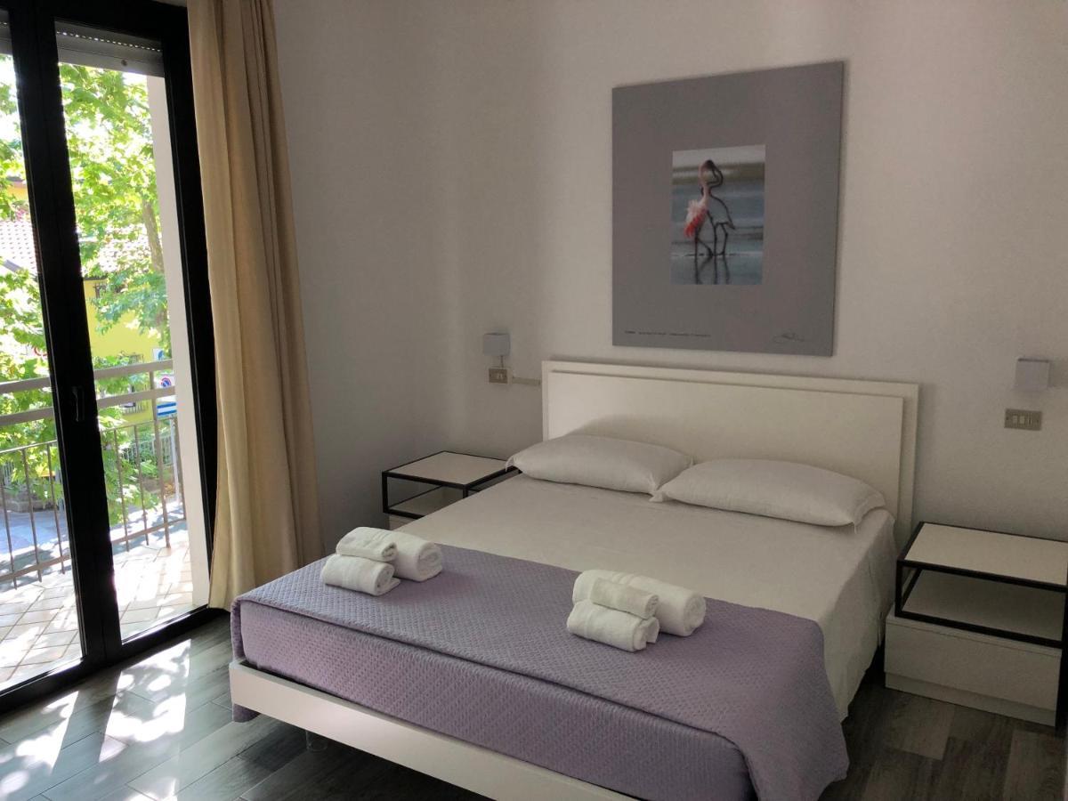 Vinsea Hotel Bellaria-Igea Marina Exteriör bild