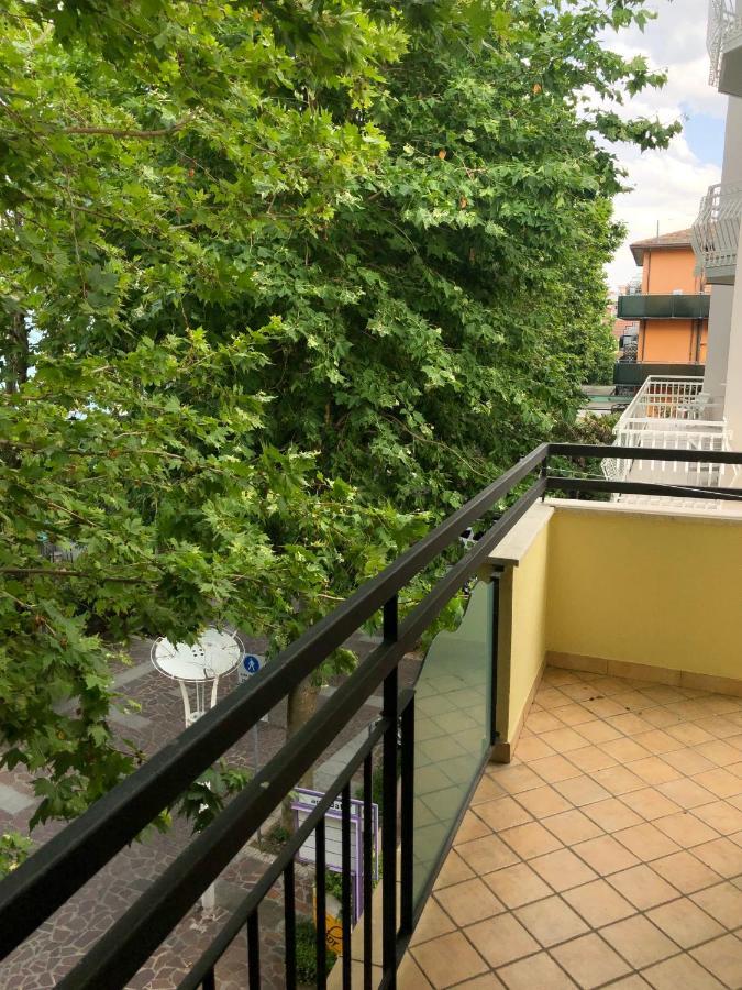 Vinsea Hotel Bellaria-Igea Marina Exteriör bild
